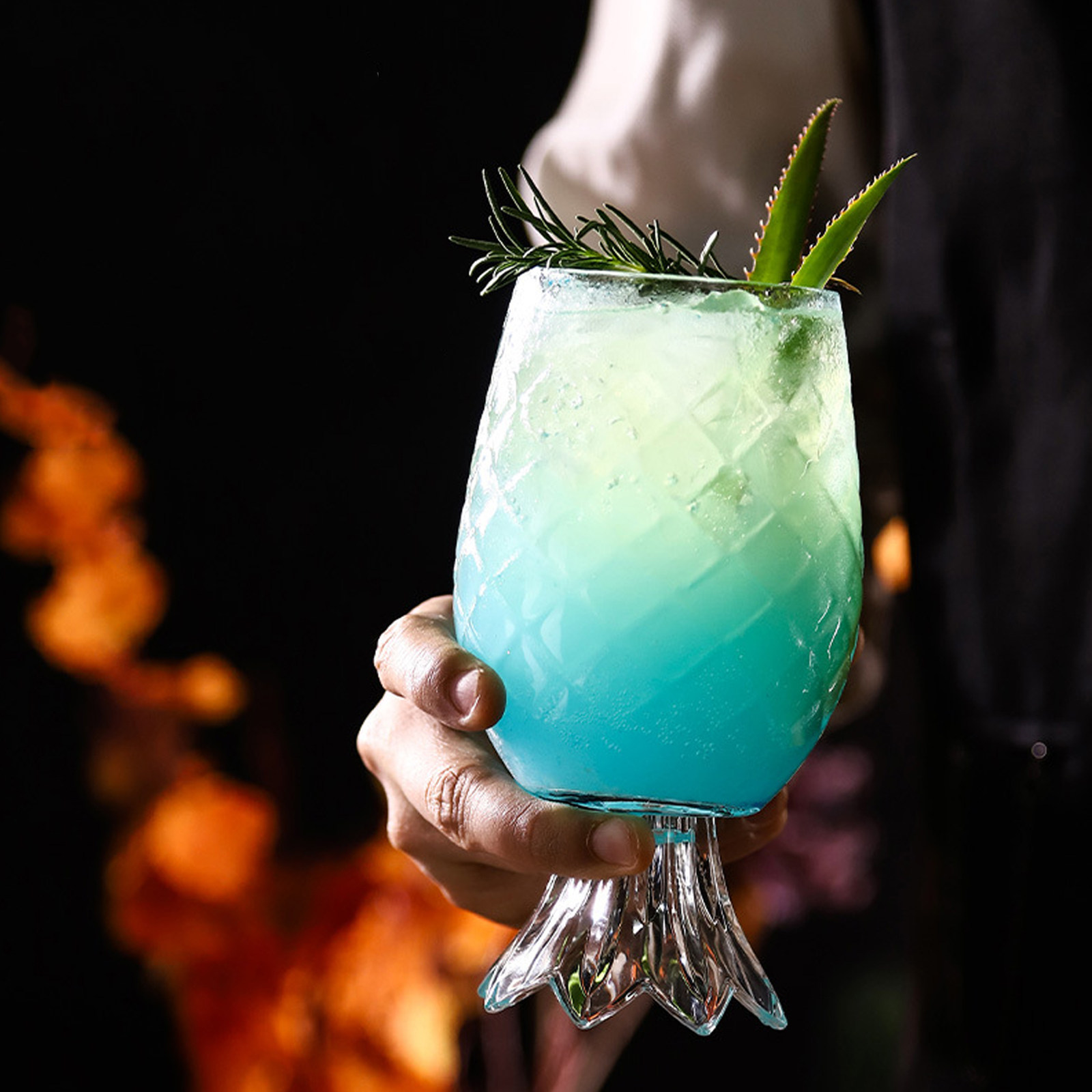 طقم أكواب كوكتيل على شكل أنانا - مراجعة Home Bar Set وسعره